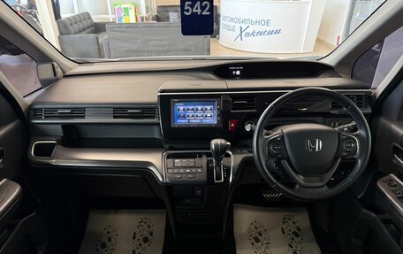 Honda Stepwgn IV, 2017 год, 2 179 000 рублей, 16 фотография
