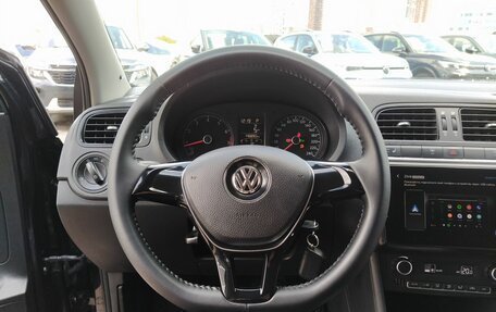 Volkswagen Polo VI (EU Market), 2017 год, 1 050 000 рублей, 22 фотография