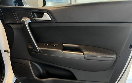 KIA Sportage IV рестайлинг, 2017 год, 1 840 000 рублей, 25 фотография