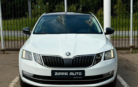 Skoda Octavia, 2019 год, 1 999 000 рублей, 2 фотография
