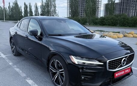 Volvo S60 III, 2020 год, 2 590 000 рублей, 1 фотография