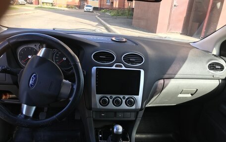 Ford Focus II рестайлинг, 2005 год, 330 000 рублей, 1 фотография