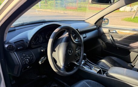 Mercedes-Benz C-Класс, 2006 год, 600 000 рублей, 9 фотография