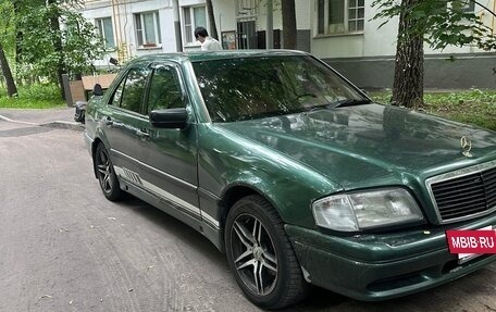Mercedes-Benz C-Класс, 1994 год, 240 000 рублей, 2 фотография