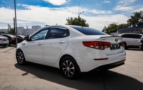 KIA Rio III рестайлинг, 2016 год, 950 000 рублей, 8 фотография