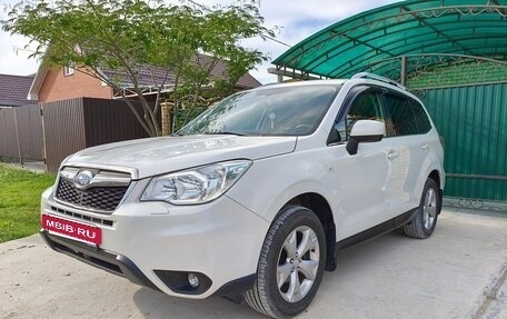Subaru Forester, 2015 год, 1 590 000 рублей, 2 фотография