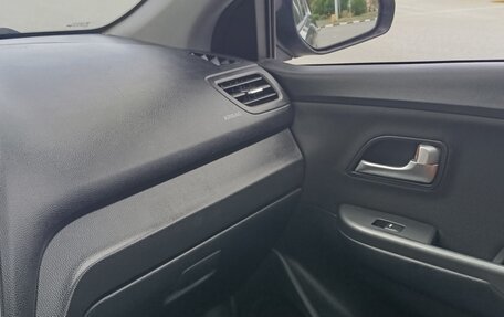 KIA Rio III рестайлинг, 2015 год, 930 000 рублей, 7 фотография