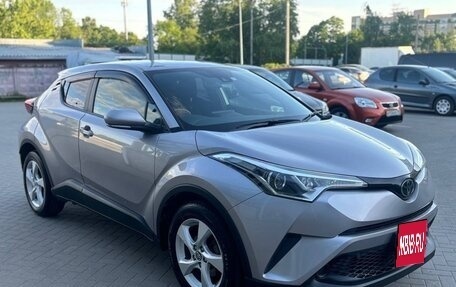 Toyota C-HR I рестайлинг, 2018 год, 1 900 000 рублей, 2 фотография