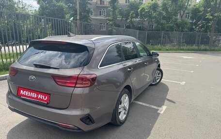 KIA cee'd III, 2019 год, 1 900 000 рублей, 10 фотография