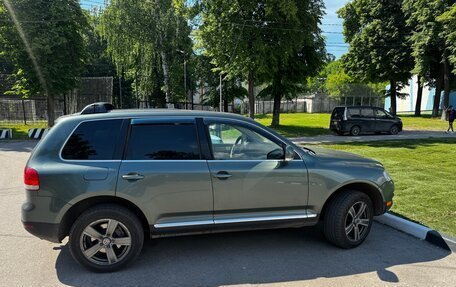 Volkswagen Touareg III, 2004 год, 880 000 рублей, 4 фотография