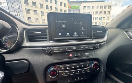 KIA cee'd III, 2019 год, 1 900 000 рублей, 15 фотография