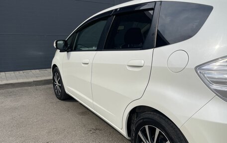Honda Fit III, 2010 год, 700 000 рублей, 9 фотография
