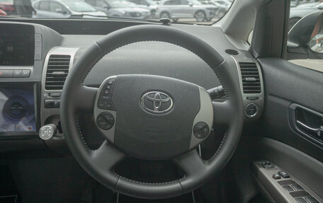 Toyota Prius, 2011 год, 778 000 рублей, 15 фотография