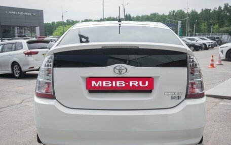 Toyota Prius, 2011 год, 778 000 рублей, 6 фотография