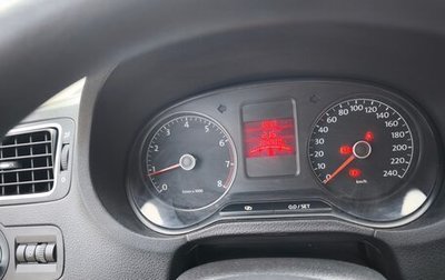 Volkswagen Polo VI (EU Market), 2010 год, 700 000 рублей, 1 фотография