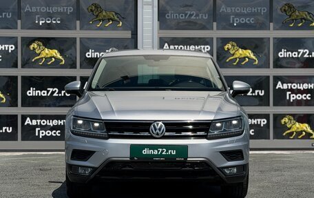 Volkswagen Tiguan II, 2018 год, 2 550 000 рублей, 2 фотография