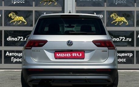 Volkswagen Tiguan II, 2018 год, 2 550 000 рублей, 6 фотография