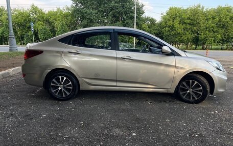 Hyundai Solaris II рестайлинг, 2012 год, 570 000 рублей, 6 фотография