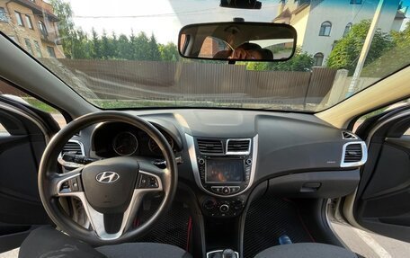 Hyundai Solaris II рестайлинг, 2012 год, 570 000 рублей, 8 фотография