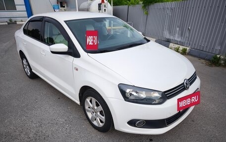 Volkswagen Polo VI (EU Market), 2010 год, 700 000 рублей, 4 фотография