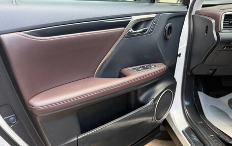 Lexus RX IV рестайлинг, 2021 год, 5 150 000 рублей, 12 фотография