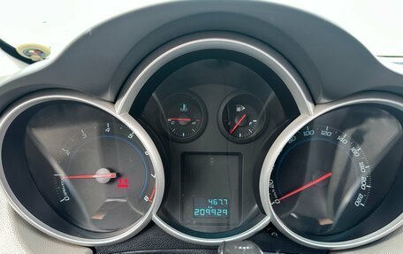Chevrolet Cruze II, 2010 год, 690 000 рублей, 9 фотография