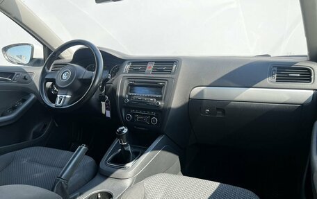 Volkswagen Jetta VI, 2012 год, 995 000 рублей, 14 фотография
