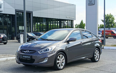 Hyundai Solaris II рестайлинг, 2013 год, 740 000 рублей, 1 фотография