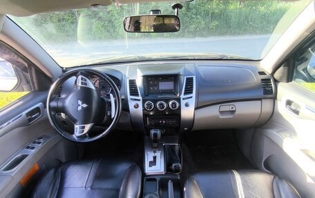Mitsubishi Pajero Sport II рестайлинг, 2012 год, 1 660 000 рублей, 16 фотография