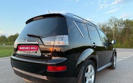 Mitsubishi Outlander III рестайлинг 3, 2008 год, 1 070 000 рублей, 13 фотография
