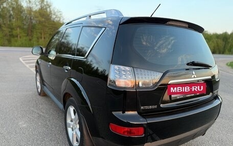 Mitsubishi Outlander III рестайлинг 3, 2008 год, 1 070 000 рублей, 17 фотография
