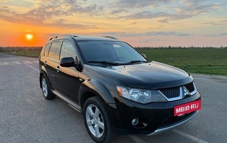 Mitsubishi Outlander III рестайлинг 3, 2008 год, 1 070 000 рублей, 18 фотография