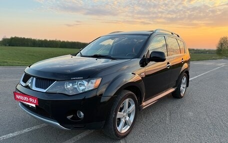 Mitsubishi Outlander III рестайлинг 3, 2008 год, 1 070 000 рублей, 21 фотография