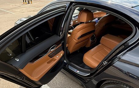 BMW 7 серия, 2017 год, 3 550 000 рублей, 14 фотография