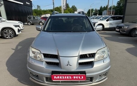 Mitsubishi Outlander III рестайлинг 3, 2006 год, 599 000 рублей, 2 фотография