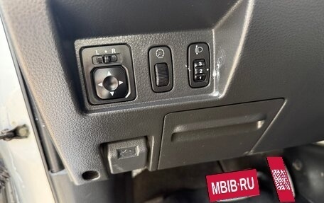 Mitsubishi Outlander III рестайлинг 3, 2006 год, 599 000 рублей, 14 фотография