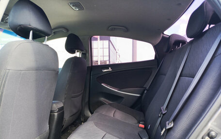 Hyundai Solaris II рестайлинг, 2013 год, 740 000 рублей, 12 фотография