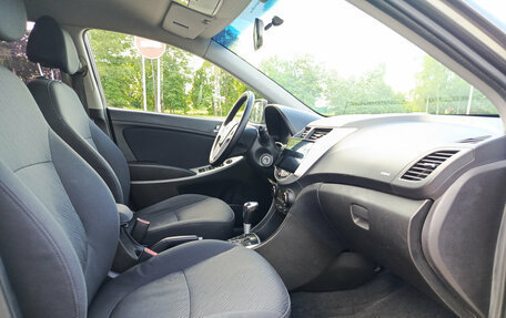 Hyundai Solaris II рестайлинг, 2013 год, 740 000 рублей, 11 фотография