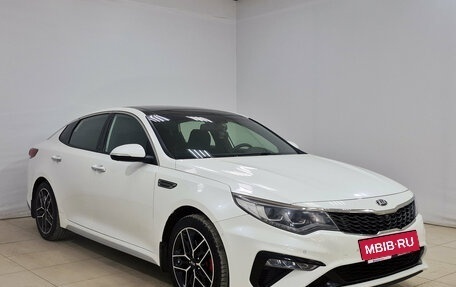 KIA Optima IV, 2018 год, 2 280 000 рублей, 3 фотография