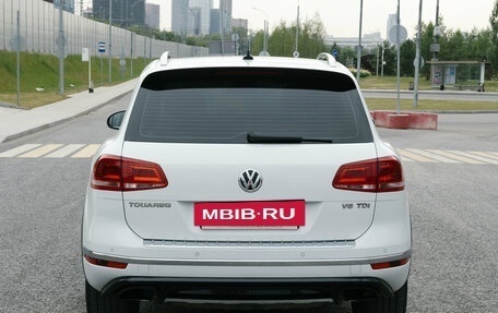 Volkswagen Touareg III, 2015 год, 2 500 000 рублей, 11 фотография