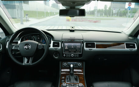 Volkswagen Touareg III, 2015 год, 2 500 000 рублей, 26 фотография
