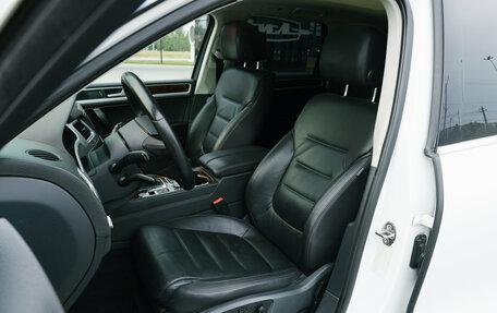 Volkswagen Touareg III, 2015 год, 2 500 000 рублей, 20 фотография