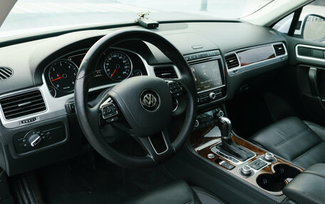 Volkswagen Touareg III, 2015 год, 2 500 000 рублей, 19 фотография