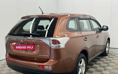 Mitsubishi Outlander III рестайлинг 3, 2012 год, 1 410 000 рублей, 5 фотография