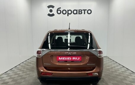 Mitsubishi Outlander III рестайлинг 3, 2012 год, 1 410 000 рублей, 7 фотография