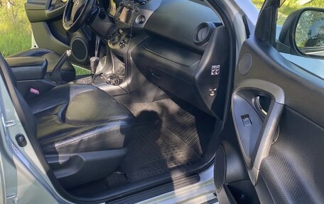 Toyota RAV4, 2011 год, 1 350 000 рублей, 4 фотография