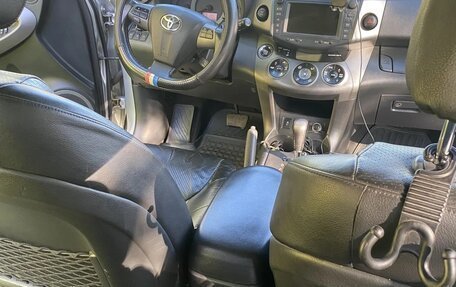 Toyota RAV4, 2011 год, 1 350 000 рублей, 6 фотография