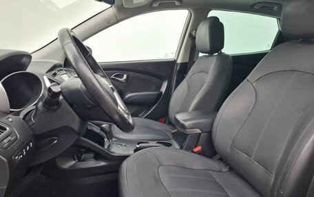 Hyundai ix35 I рестайлинг, 2012 год, 1 150 000 рублей, 10 фотография