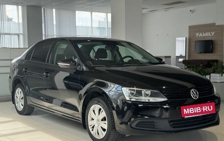 Volkswagen Jetta VI, 2012 год, 850 000 рублей, 3 фотография