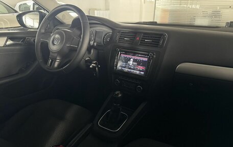 Volkswagen Jetta VI, 2012 год, 850 000 рублей, 18 фотография